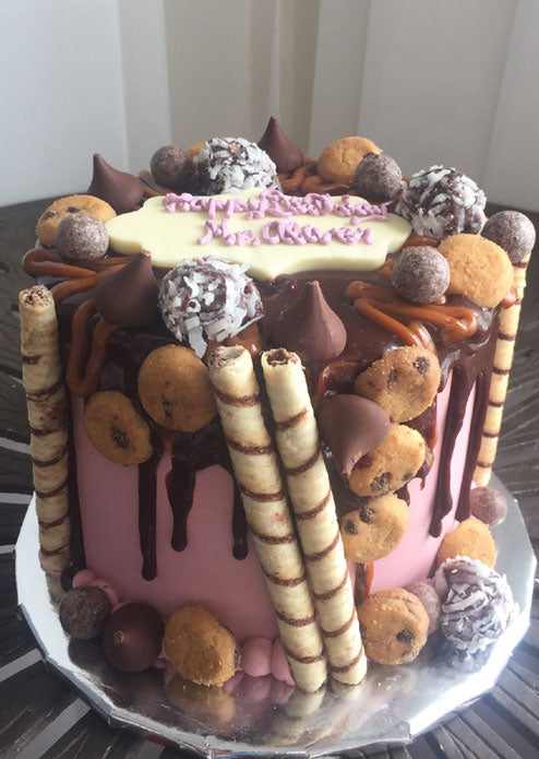 Edible Decorations Cake - CED10